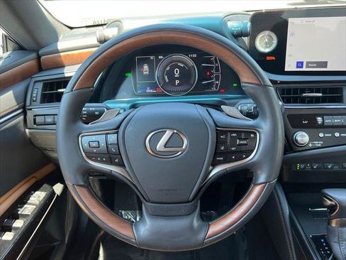Certified 2024 Lexus ES 300h w/ Technology Package FWD image 24