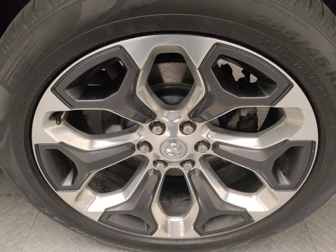 Used 2019 RAM 1500 Limited image 31