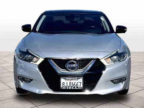Used 2016 Nissan Maxima Platinum FWD image 3