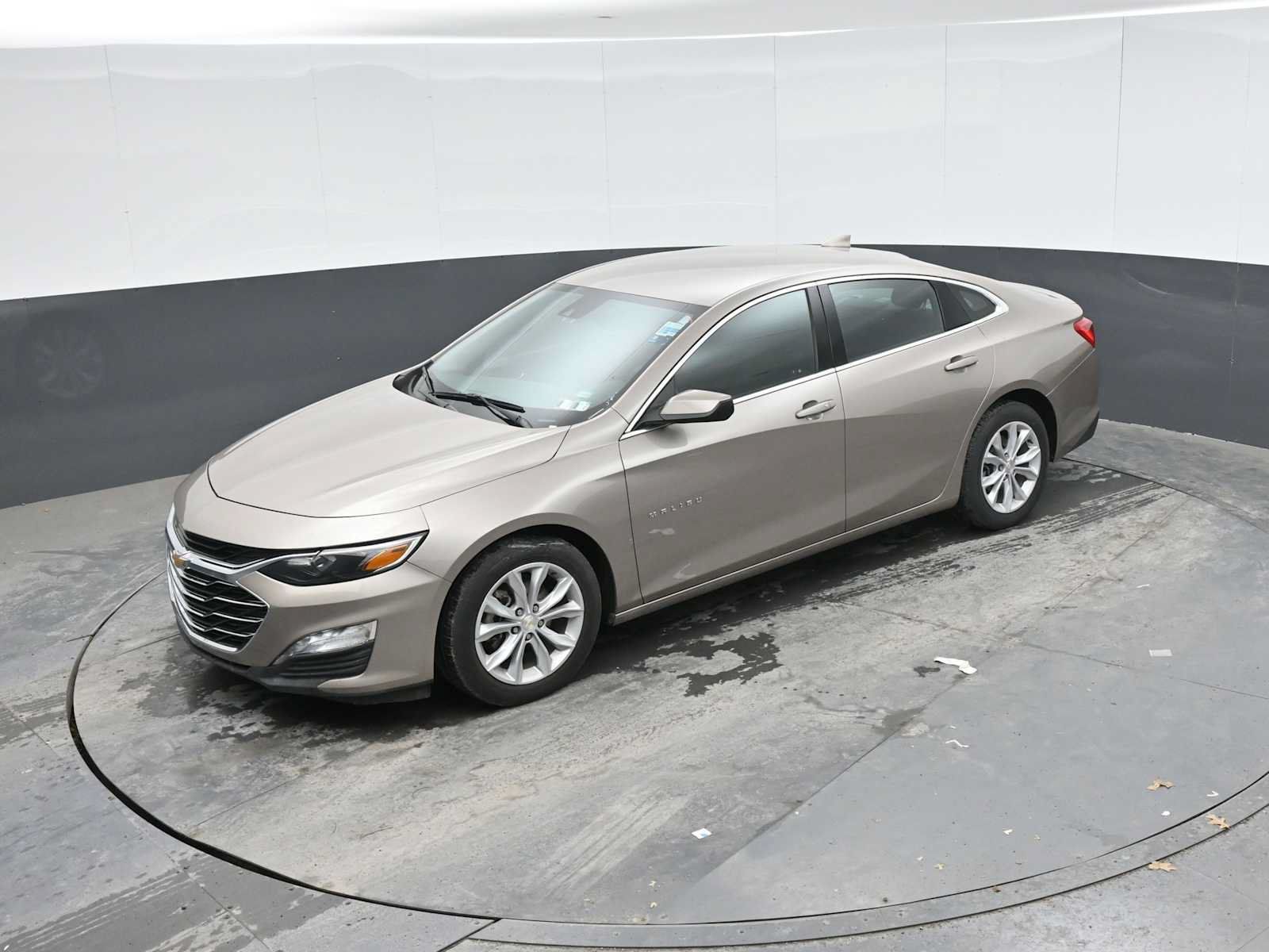 Used 2025 Chevrolet Malibu LT FWD image 15