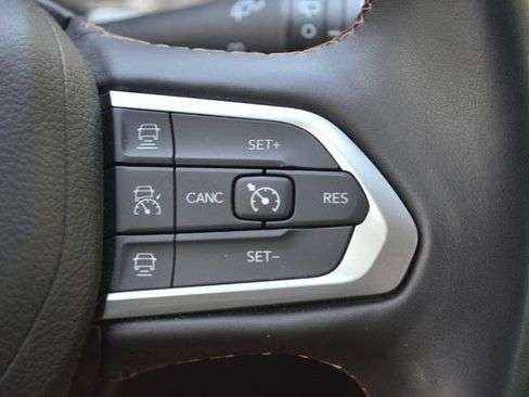 Used 2022 Jeep Compass Limited AWD/4WD image 21