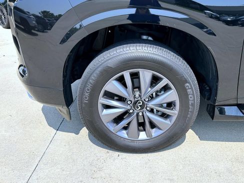Certified 2025 INFINITI QX80 Pure AWD/4WD image 24
