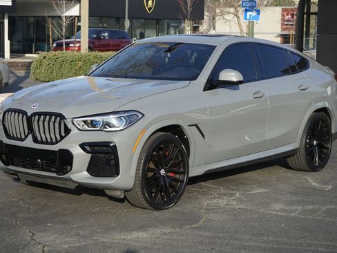 Used 2023 BMW X6 M50i w/ Executive Package image 2