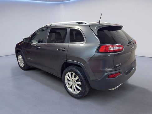 Used 2016 Jeep Cherokee Limited AWD/4WD image 7
