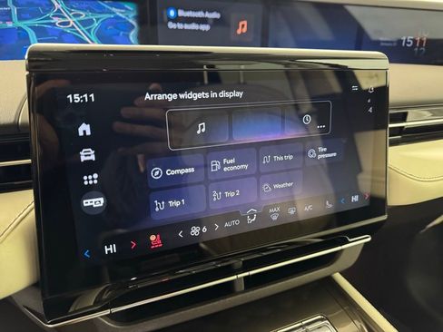New 2026 Lincoln Nautilus Black Label w/ Jet Appearance Package image 43