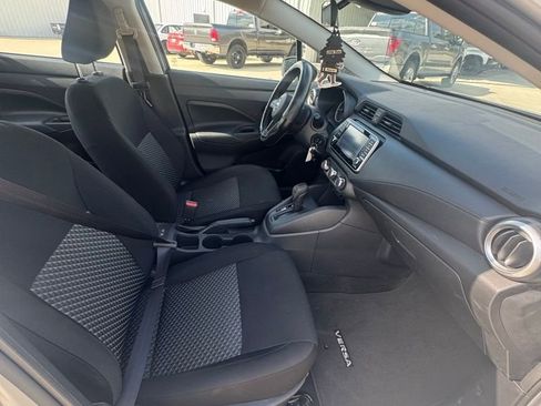 Used 2024 Nissan Versa S w/ Trunk Package image 15