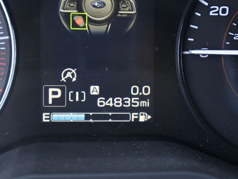 Used 2020 Subaru Crosstrek 2.0i Premium AWD/4WD image 2