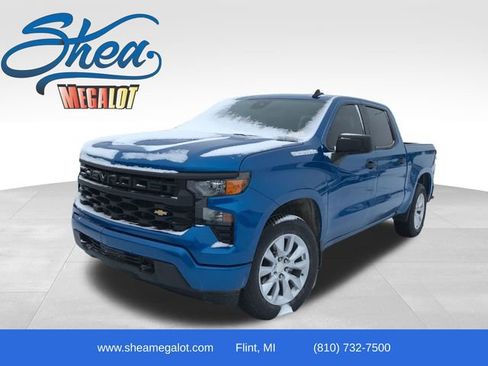 Certified 2022 Chevrolet Silverado 1500 Custom image 1