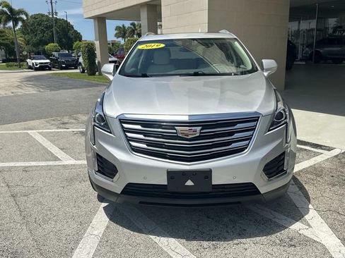 Used 2019 Cadillac XT5 Luxury AWD/4WD image 3