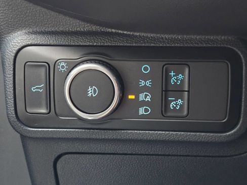Used 2025 Ford Explorer ST-Line AWD/4WD image 25