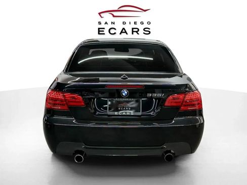 Used 2013 BMW 335i Convertible image 11