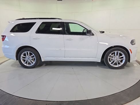Used 2024 Dodge Durango GT image 9
