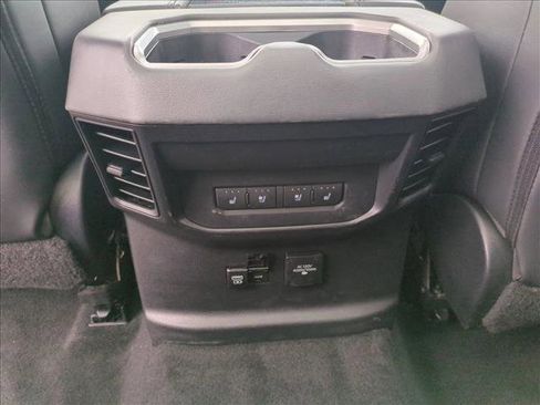 Used 2024 Toyota Tundra Platinum image 19