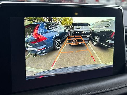 Used 2024 Chevrolet Tahoe Z71 image 21