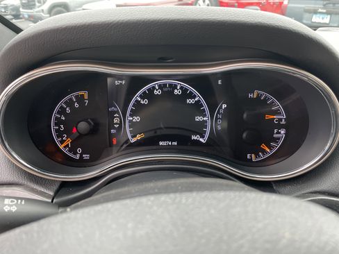 Used 2015 Jeep Grand Cherokee Limited w/ Luxury Group II image 44