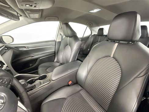 Certified 2023 Toyota Camry SE w/ Convenience Package FWD image 3