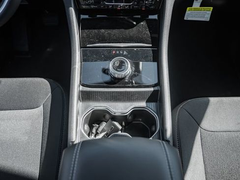 New 2025 Jeep Grand Cherokee Laredo X w/ MOPAR Finishing Package AWD/4WD image 31