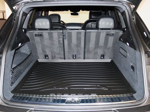 Used 2024 Porsche Cayenne image 80