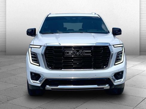Used 2026 GMC Yukon Denali AWD/4WD image 25