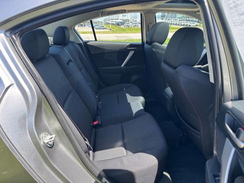 Used 2010 MAZDA MAZDA3 s Sport FWD image 13
