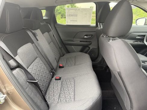 Certified 2025 Nissan Kicks SV AWD/4WD image 22
