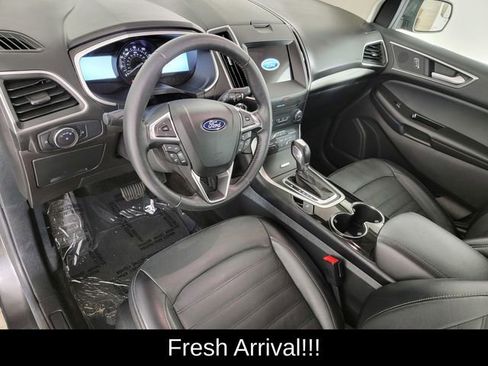Used 2018 Ford Edge SEL w/ Equipment Group 201A AWD/4WD image 12