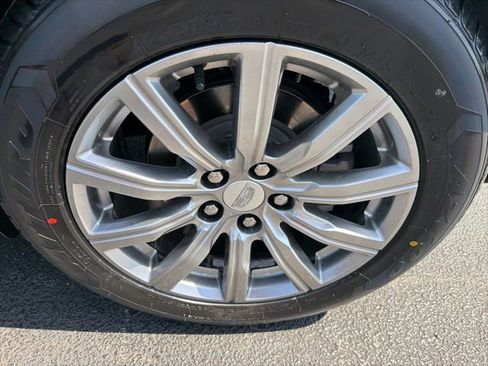 Used 2020 Cadillac XT4 Premium Luxury image 33