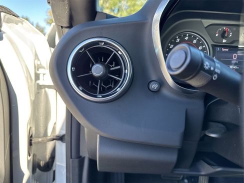 Used 2023 Chevrolet Camaro LT image 23