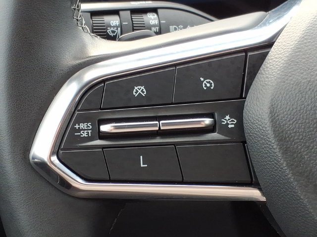 Used 2025 Chevrolet Equinox LT w/ Convenience Package II FWD image 24