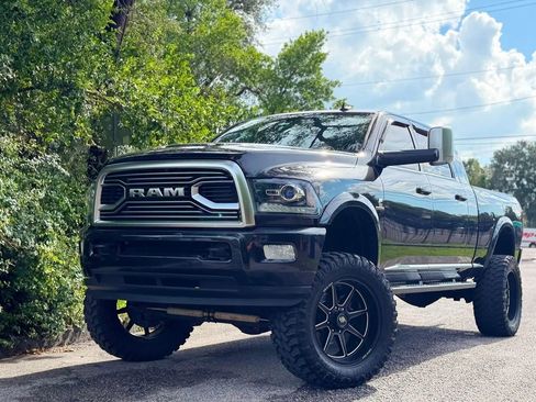 Used 2018 RAM 2500 Limited AWD/4WD image 2