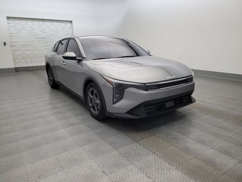 Used 2025 Kia K4 FWD image 13
