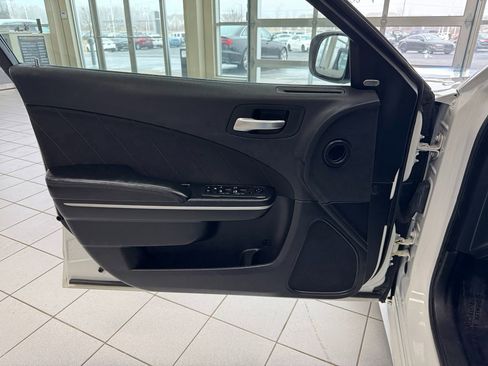 Used 2020 Dodge Charger Scat Pack image 13