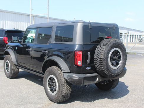Used 2022 Ford Bronco Black Diamond w/ Sasquatch Package AWD/4WD image 4
