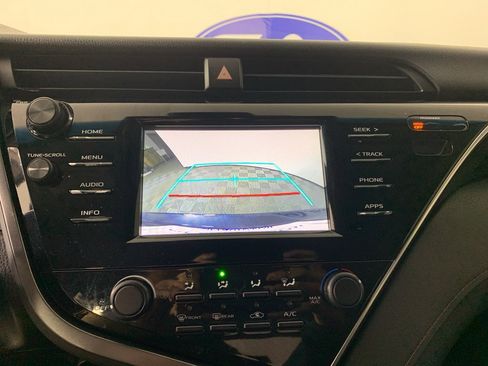 Used 2018 Toyota Camry LE w/ Protection Package (Q2) image 27