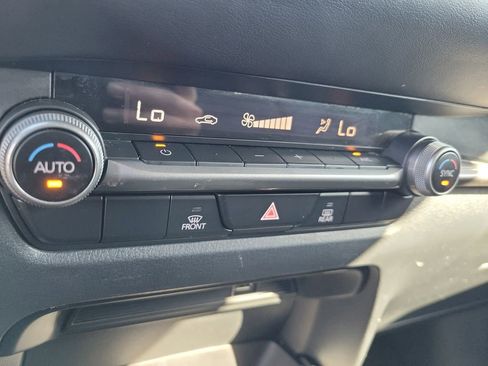 Used 2021 MAZDA CX-30 AWD 2.5 S w/ Select Package image 19