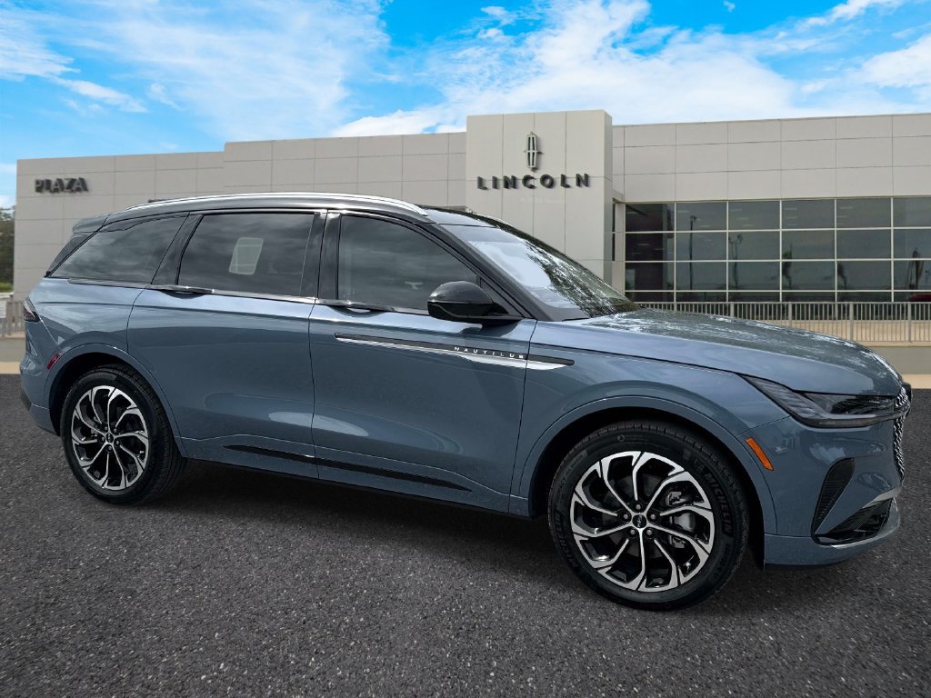 New 2026 Lincoln Nautilus Reserve AWD/4WD image 1