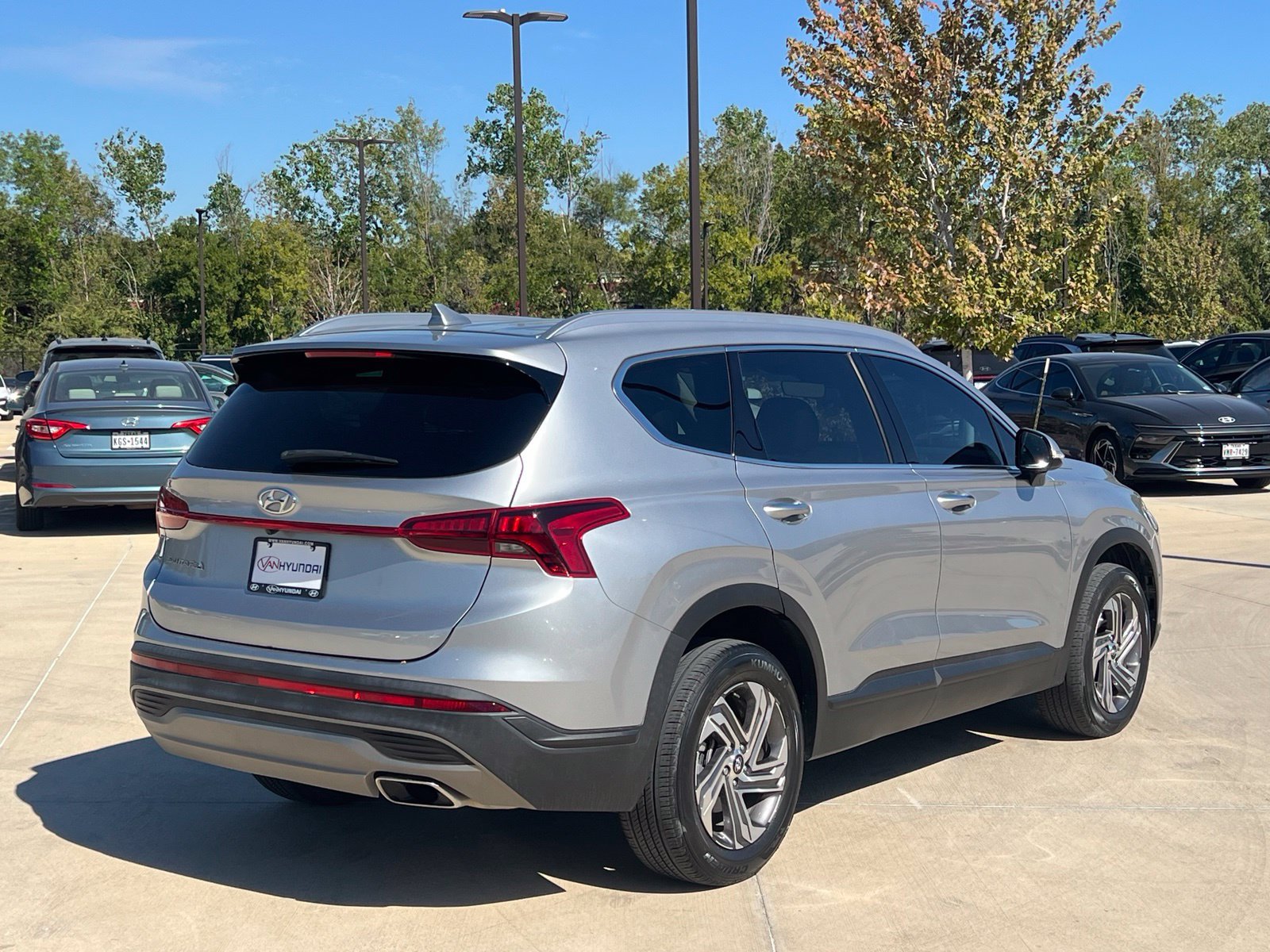 Certified 2023 Hyundai Santa Fe SEL FWD image 11