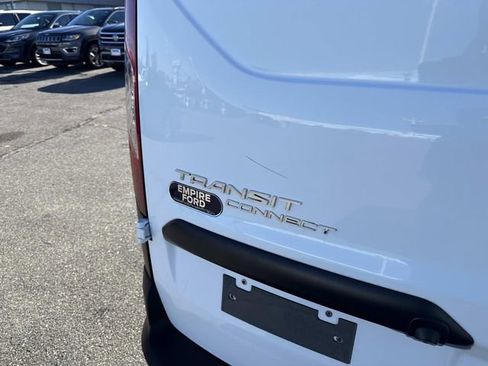 Used 2020 Ford Transit Connect XL image 5