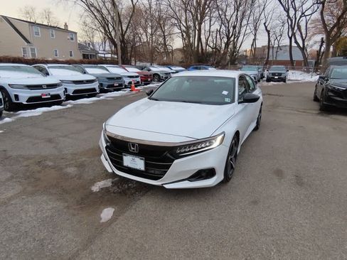 Certified 2022 Honda Accord Sport image 1