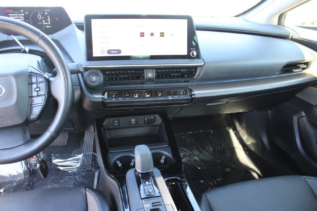 Used 2024 Toyota Prius XLE FWD image 14