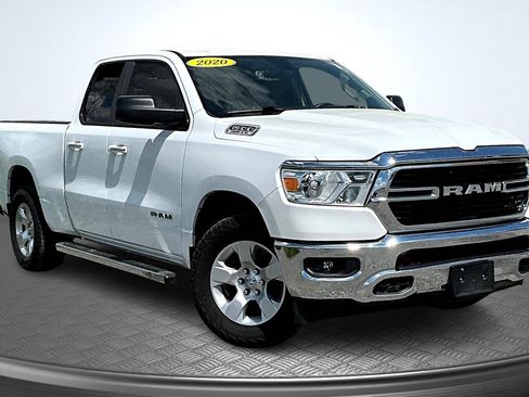 Used 2020 RAM 1500 Big Horn AWD/4WD image 3