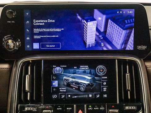 Certified 2025 Lexus LX 700h Luxury AWD/4WD image 15