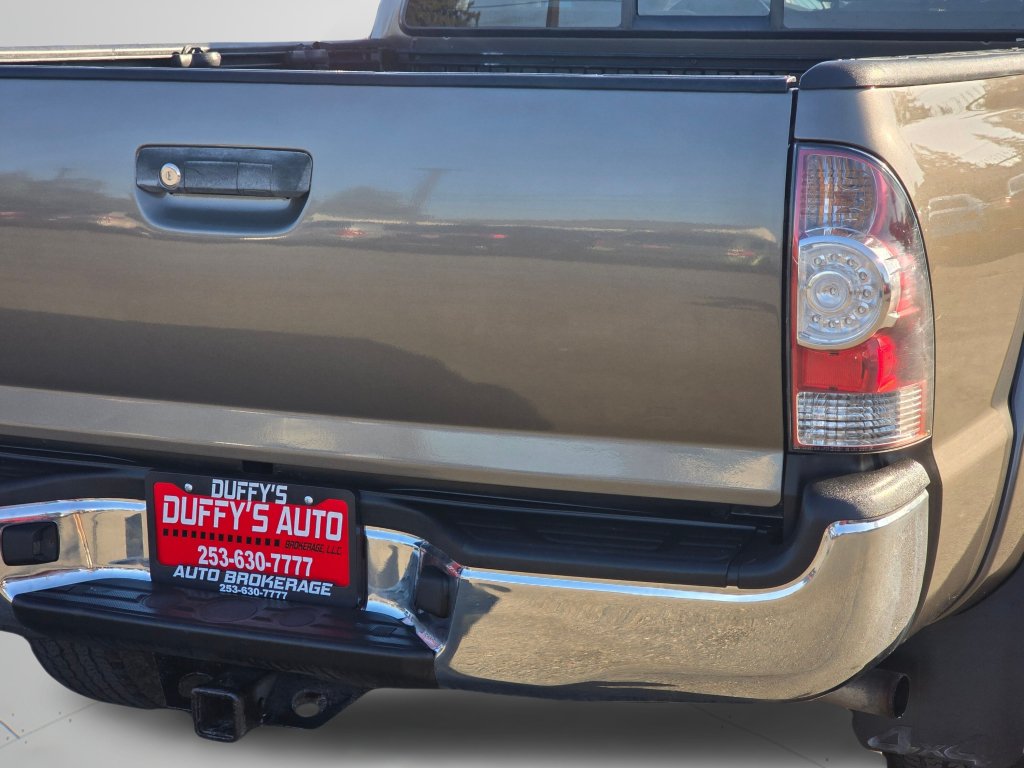 Used 2010 Toyota Tacoma 4x4 Access Cab V6 image 16