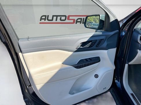 Used 2022 GMC Acadia Denali w/ Denali Ultimate Package image 17