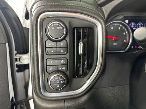 Used 2022 Chevrolet Silverado 3500 High Country image 19