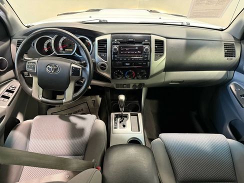 Used 2012 Toyota Tacoma 4x4 Double Cab w/ TRD Sport Upgrade Pkg image 12