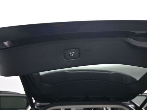 Used 2016 Ford Edge Titanium w/ Equipment Group 301A image 21