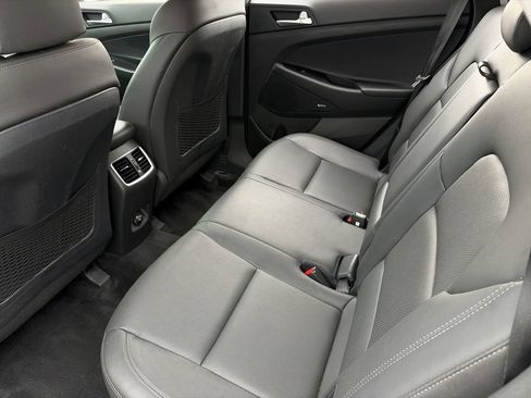Used 2021 Hyundai Tucson Limited AWD/4WD image 18