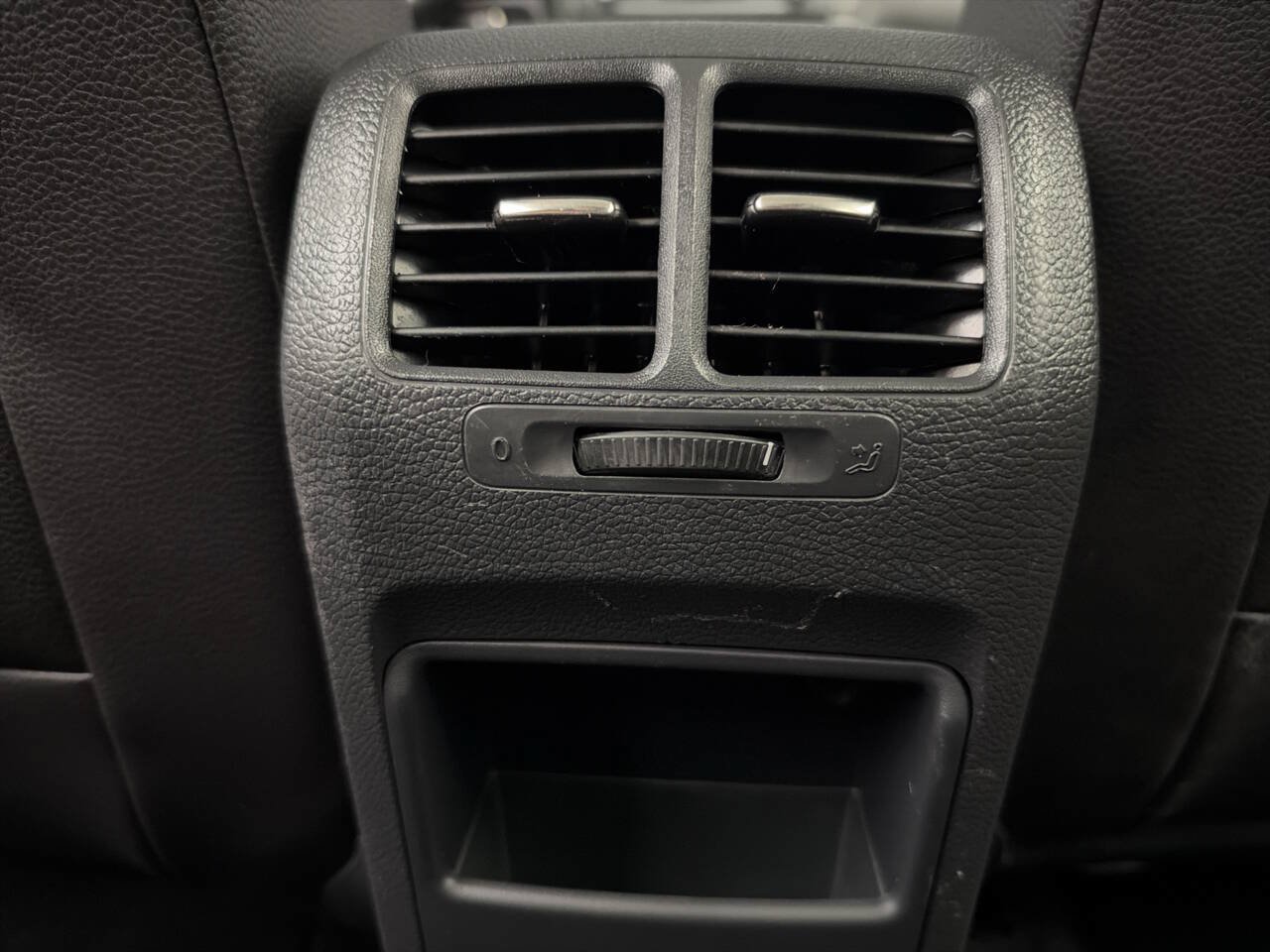 Used 2014 Volkswagen Jetta SE FWD image 20