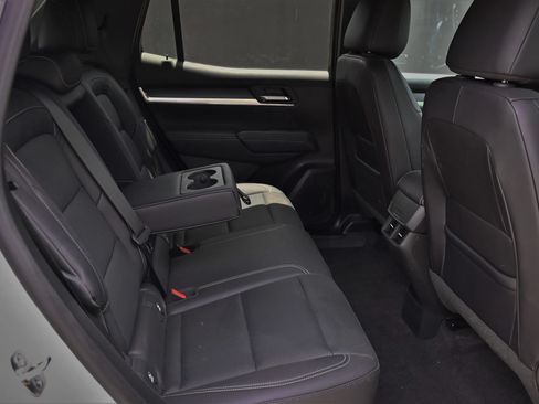 Used 2026 GMC Terrain Elevation w/ Elevation Premium Package FWD image 13